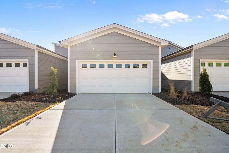 95 Parkland Dr, Pittsboro, NC 27312