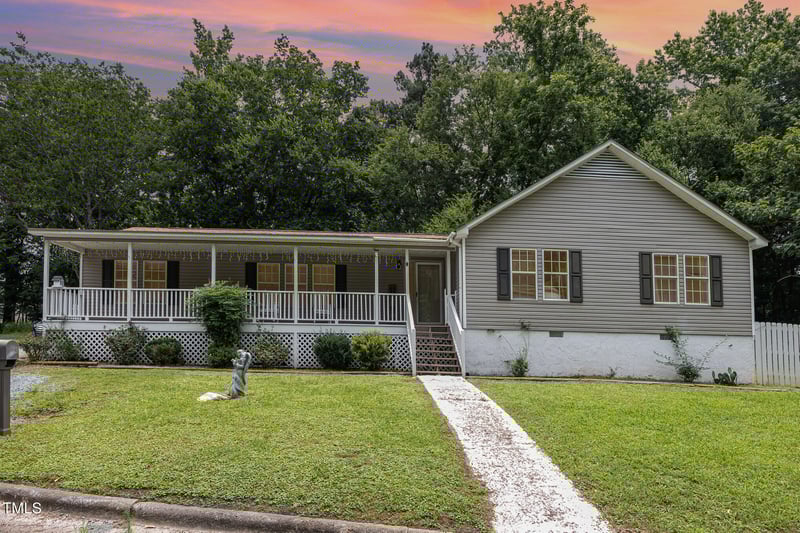 95 Roberts St, Pittsboro, NC 27312