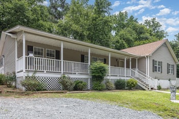 95 Roberts St, Pittsboro, NC 27312