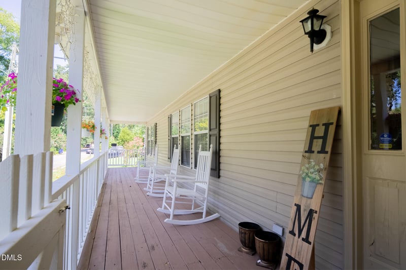 95 Roberts St, Pittsboro, NC 27312