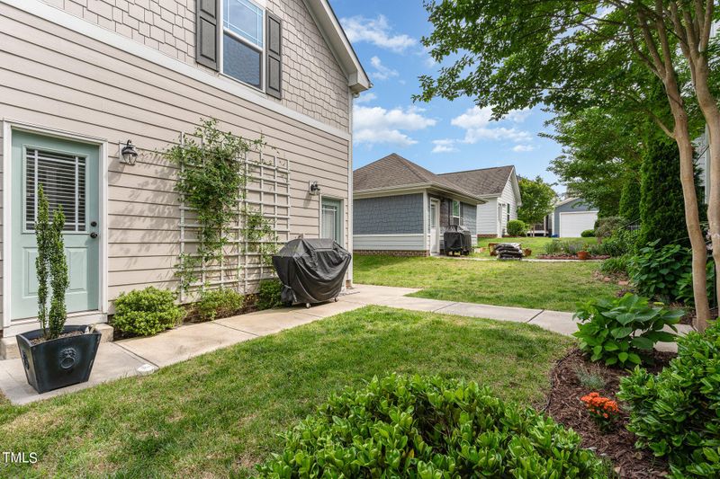 95 Salt Cedar Ln, Chapel Hill, NC 27516