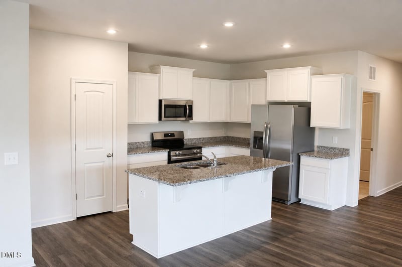 95 Suhani Ln, Clayton, NC 27520