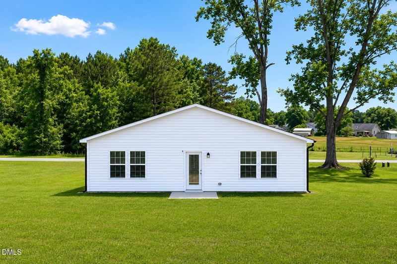 95 Suhani Ln, Clayton, NC 27520