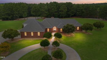 95 Woodcannon Dr, Fuquay Varina, NC 27526