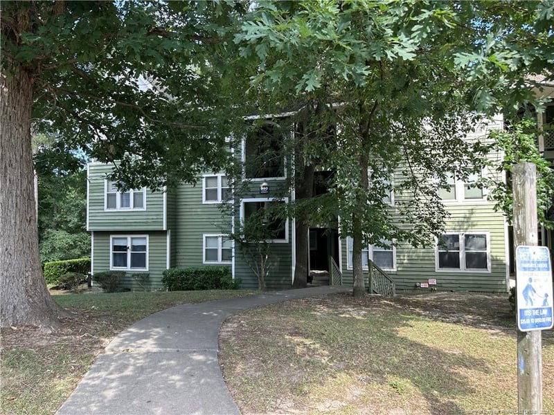 950 Stewarts Creek Dr #5, Fayetteville, NC 28314