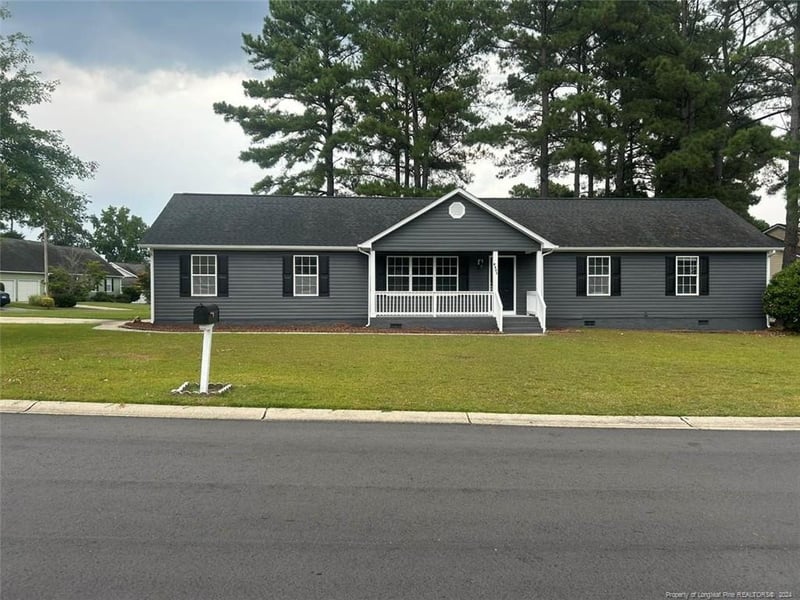9501 Deep Swamp Ln, Fayetteville, NC 28314