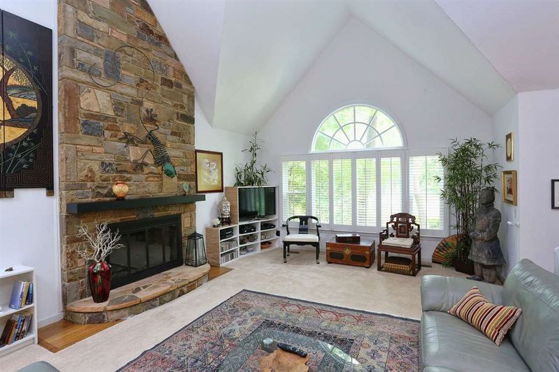 9501 Woodington Ct, Cary, NC 27518