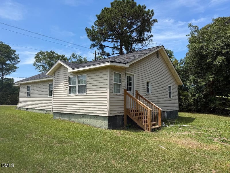 9503 Kennebec Rd, Willow Springs, NC 27592