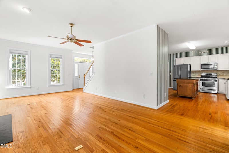 9505 Crestland Woods Dr, Raleigh, NC 27615