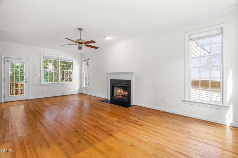 9505 Crestland Woods Dr, Raleigh, NC 27615