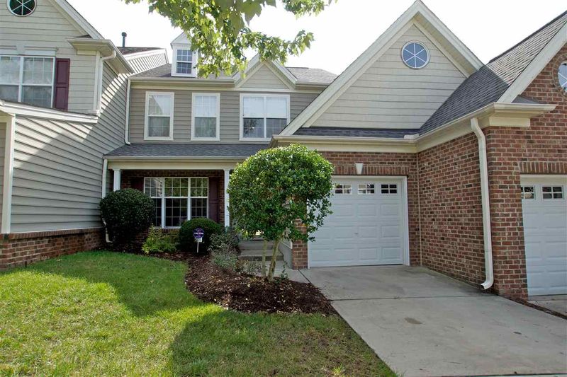 9505 Dellbrook Ct, Raleigh, NC 27617