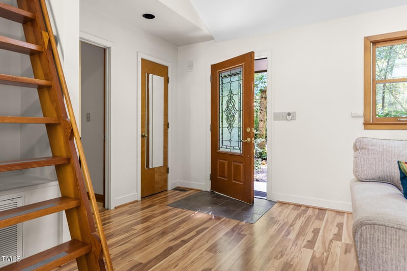 9507 Sertoma Rd, Chapel Hill, NC 27516