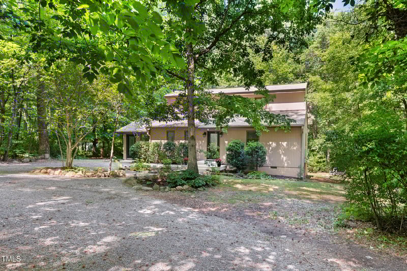 9507 Sertoma Rd, Chapel Hill, NC 27516