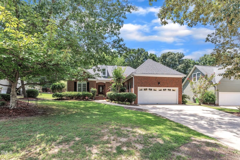 9509 Candor Oaks Dr, Raleigh, NC 27615