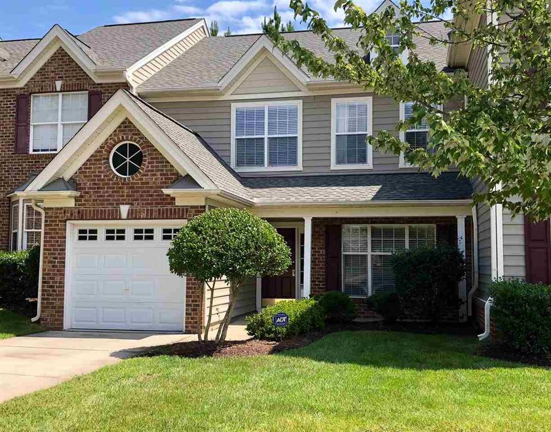 9509 Dellbrook Ct, Raleigh, NC 27617