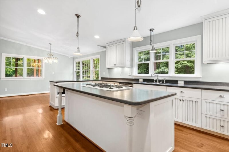 9509 Greenfield Dr, Raleigh, NC 27615