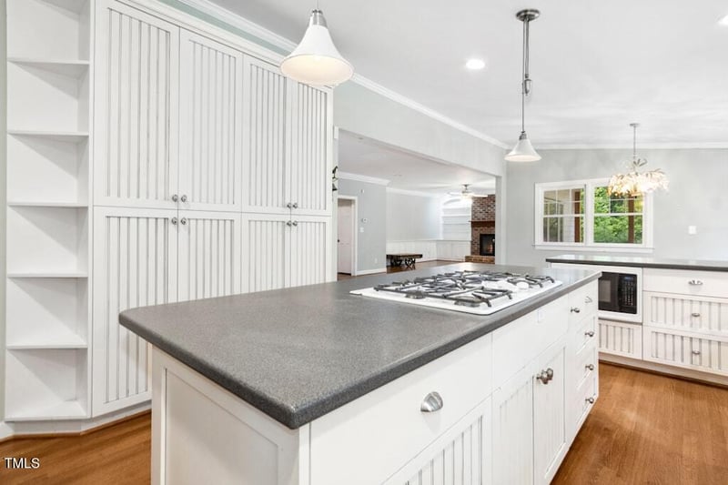 9509 Greenfield Dr, Raleigh, NC 27615