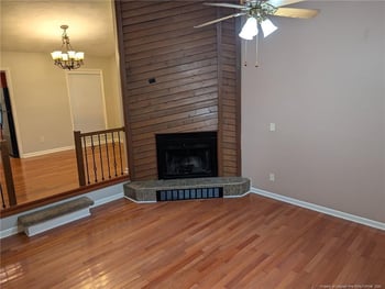 951 Creek Side Rn, Fayetteville, NC 28303