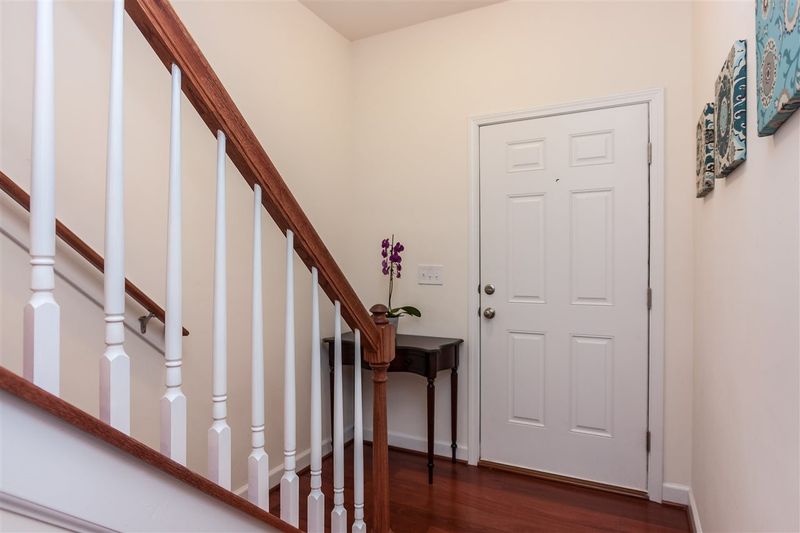 951 Frank Page Dr, Cary, NC 27511