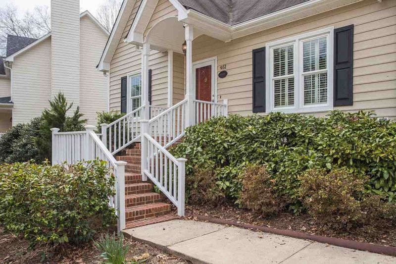 951 St Catherines Dr, Wake Forest, NC 27587
