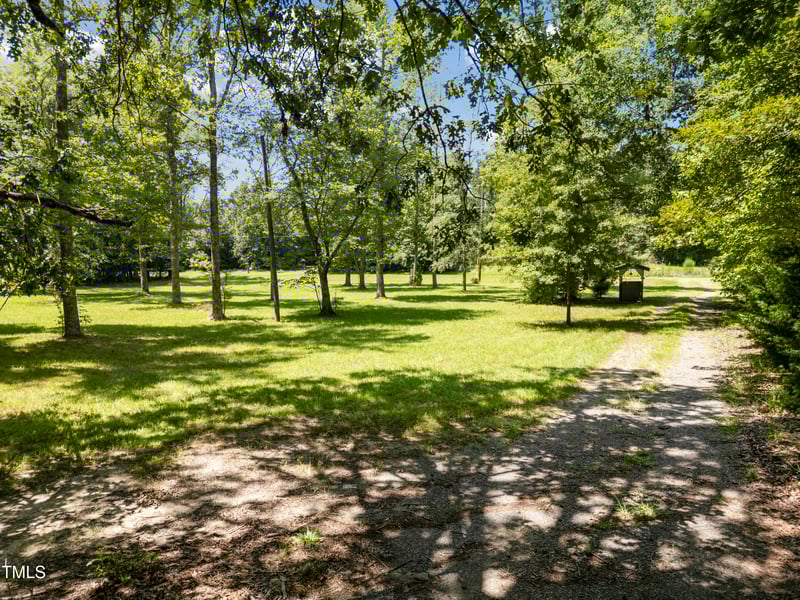 951 Walter Bright Rd, Sanford, NC 27330