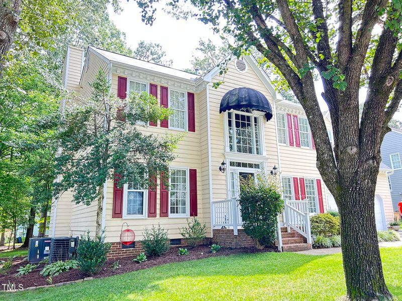 9512 Candor Oaks Dr, Raleigh, NC 27615