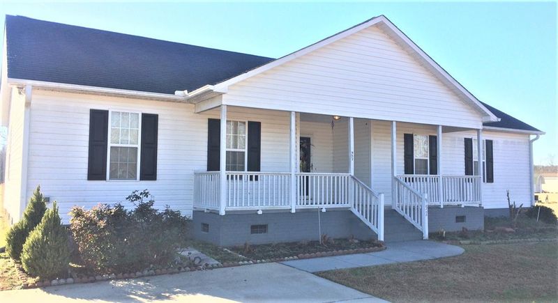 952 Campground Rd, Selma, NC 27576