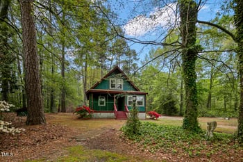 952 Glover Rd, Dunn, NC 28334