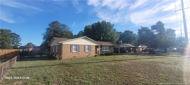 952 Kaywood Dr, Fayetteville, NC 28311
