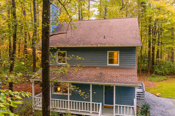9521 Greenfield Rd, Chapel Hill, NC 27516