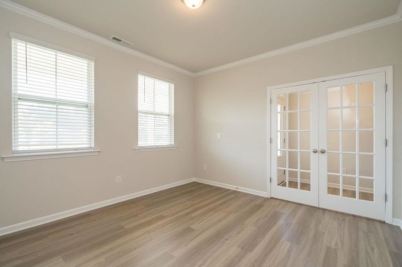 953 Briar Gate Dr, Holly Springs, NC 27540