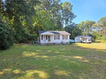953 Francis Dr, Fayetteville, NC 28306