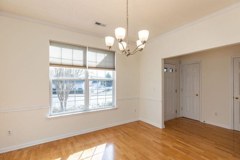 954 Cinnamon Dr, Durham, NC 27713
