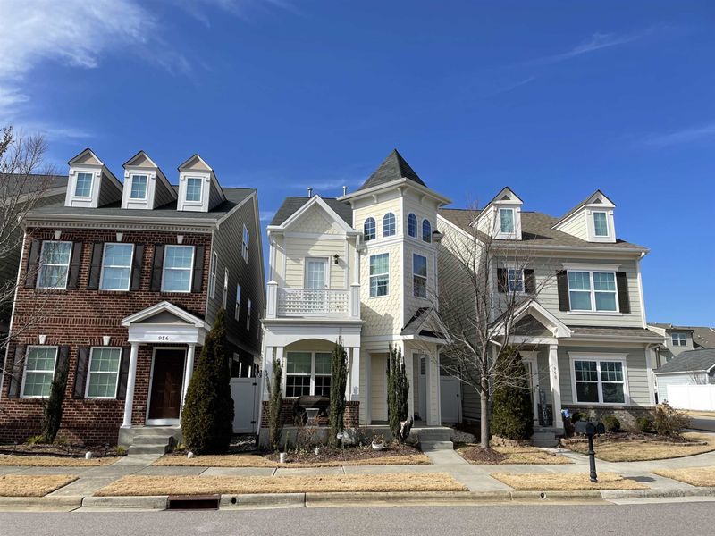 954 Shoofly Pa, Apex, NC 27502