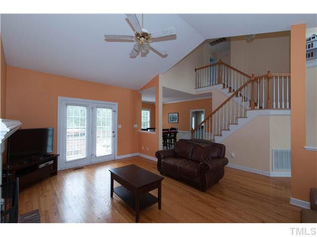 9549 White Carriage Dr, Wake Forest, NC 27587