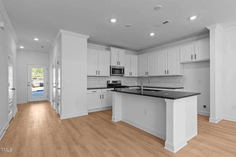 955 Alma Railway Dr #563, Wake Forest, NC 27587