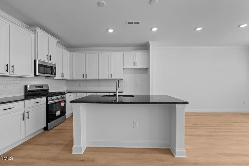 955 Alma Railway Dr #563, Wake Forest, NC 27587