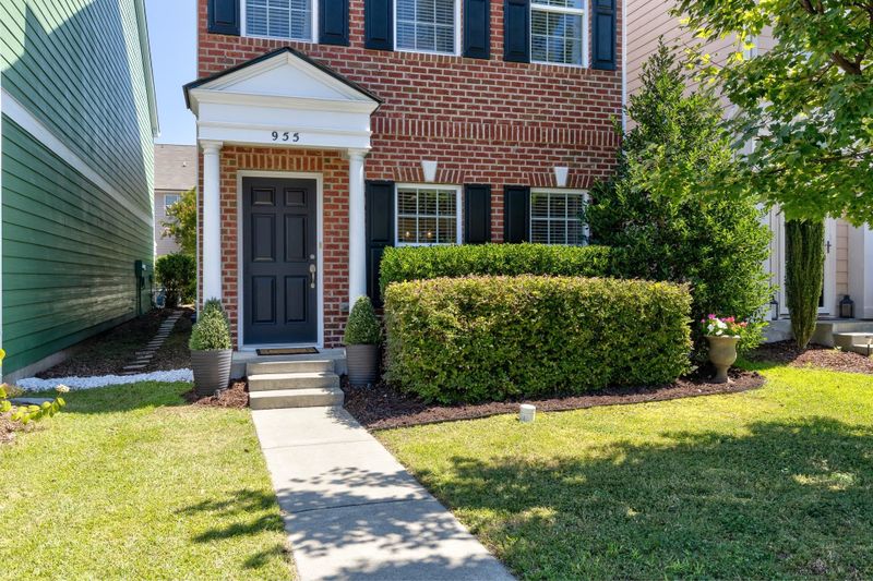 955 Branch Line Ln, Apex, NC 27502