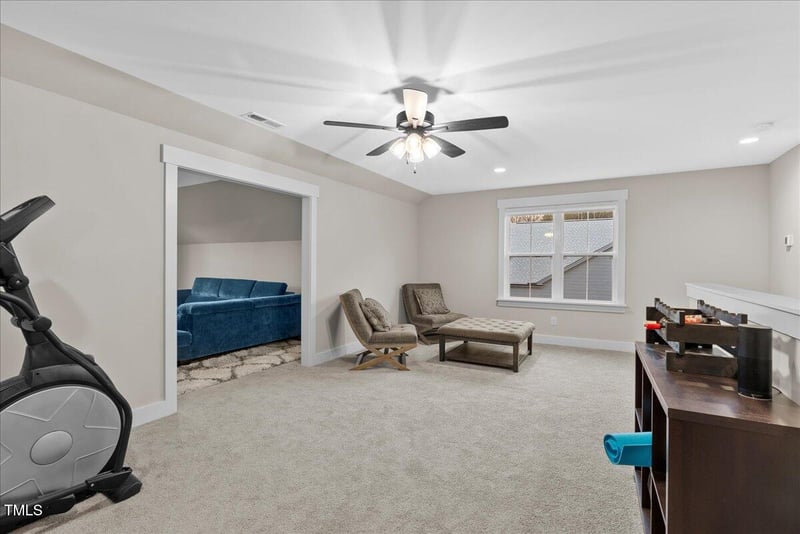 955 Lynch Rd, Selma, NC 27576