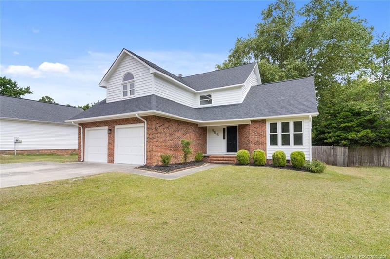 955 Pepperwood Dr, Fayetteville, NC 28311