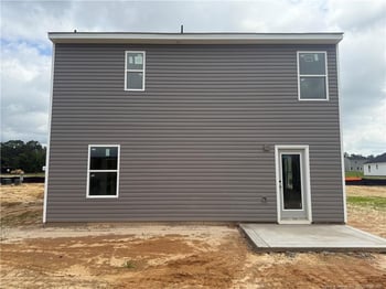 955 Sapphire Stone Ln, Hope Mills, NC 28348
