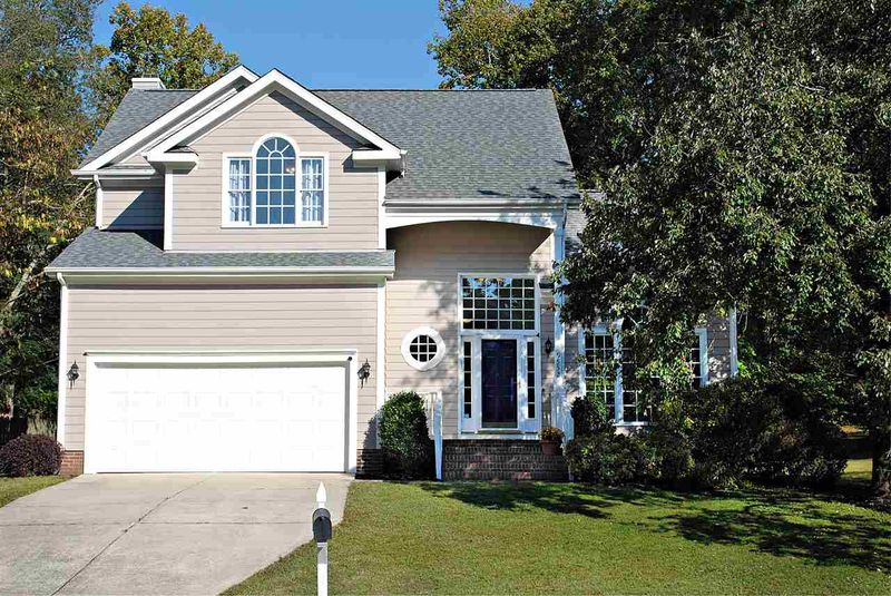 9552 Bells Valley Dr, Raleigh, NC 27617