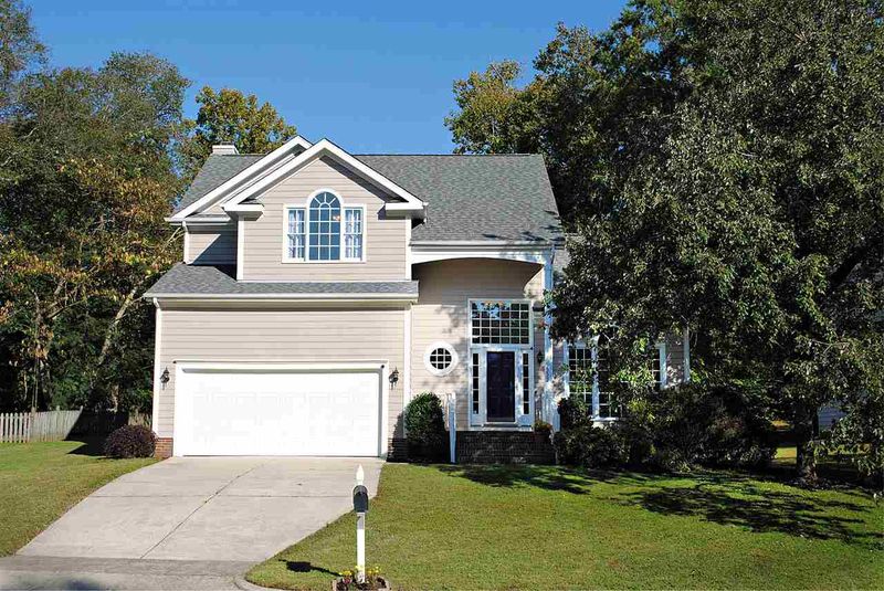 9552 Bells Valley Dr, Raleigh, NC 27617