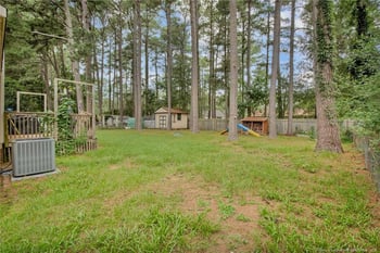 9558 Hollbrook Ln, Fayetteville, NC 28314
