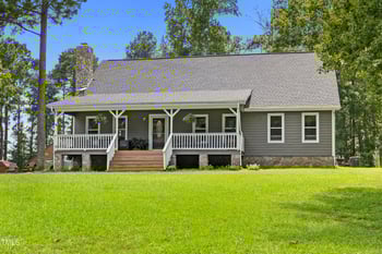 956 Hilltop Rd, Sanford, NC 27330