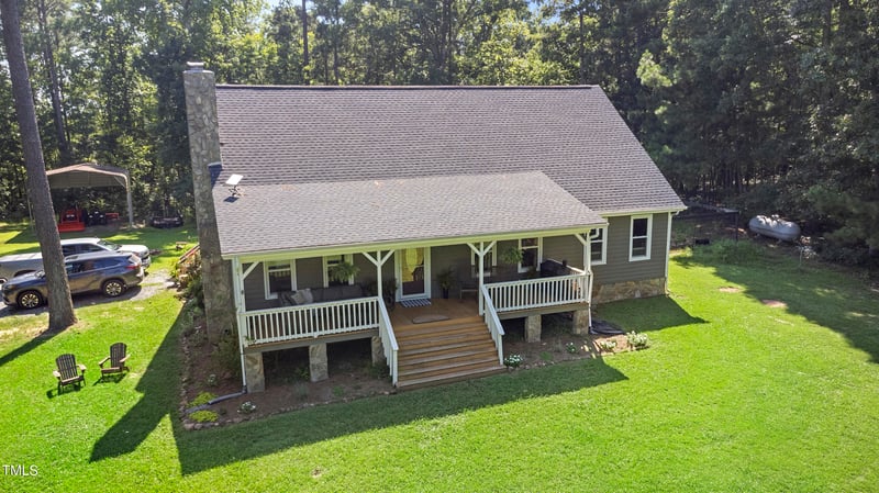 956 Hilltop Rd, Sanford, NC 27330