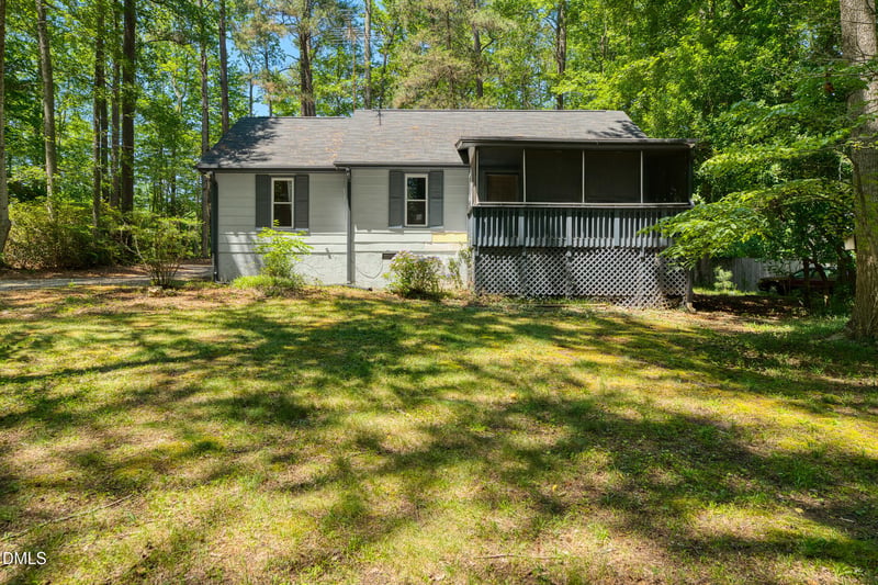 956 Holden Rd, Youngsville, NC 27596