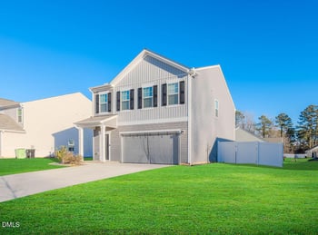 956 Rift Valley Dr, Zebulon, NC 27597