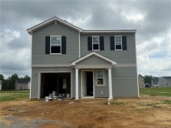 956 Sapphire Stone Ln, Hope Mills, NC 28348