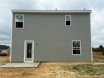 956 Sapphire Stone Ln, Hope Mills, NC 28348